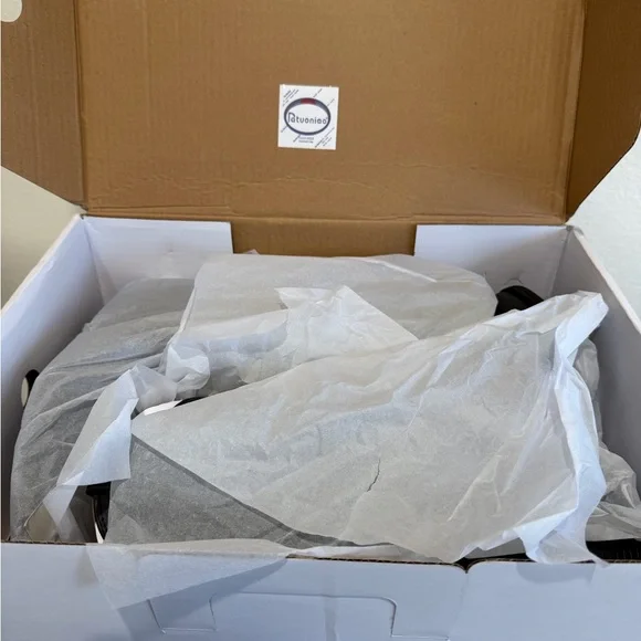 Shyanne Black Leather Western Heeled Boots NIB Size 9M - Picture 14 of 14